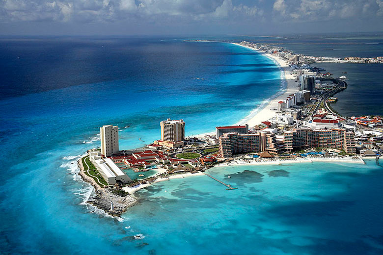 Mexico's Caribbean coast: discover Cancun & the Riviera Maya