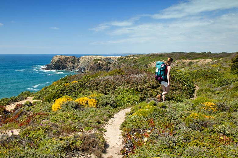 Best hiking and biking routes in the Algarve