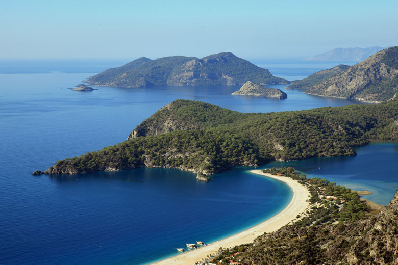 Vacances à la plage sur la côte de Dalaman, Turquie © 1999istek - Fotolia.com "name =" Vacances à la plage à la côte de Dalaman, Turquie © 1999istek - Fotolia.com "alt =" Vacances à la plage sur la côte de Dalaman, Turquie © 1999istek - Fotolia.com