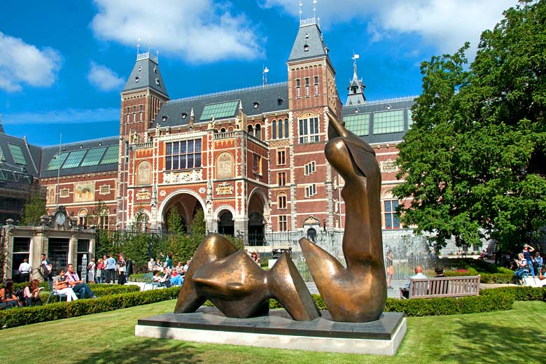 Henry Moore sculpture outside the Rijksmuseum, Amsterdam