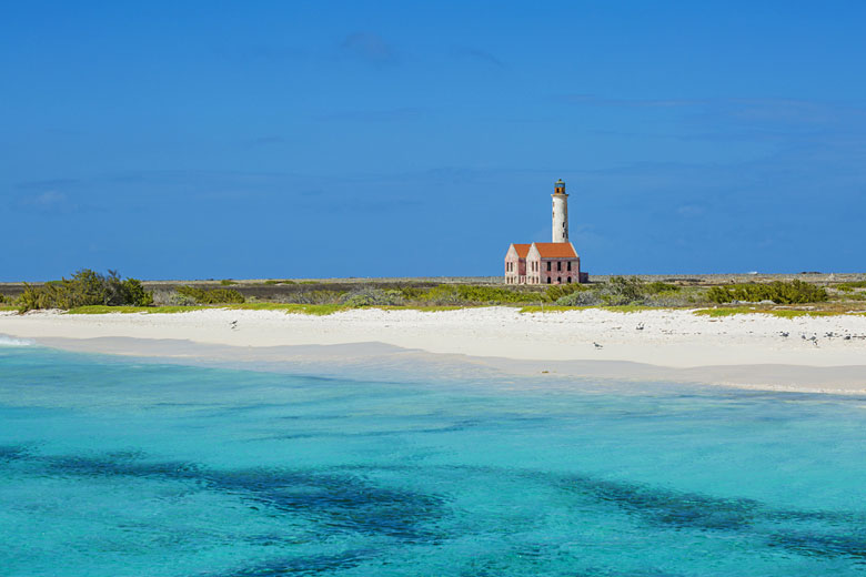The abandoned lighthouse on Klein Curaçao