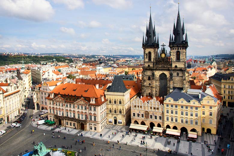 Prague nightlife: Discover top bars, clubs & beer halls