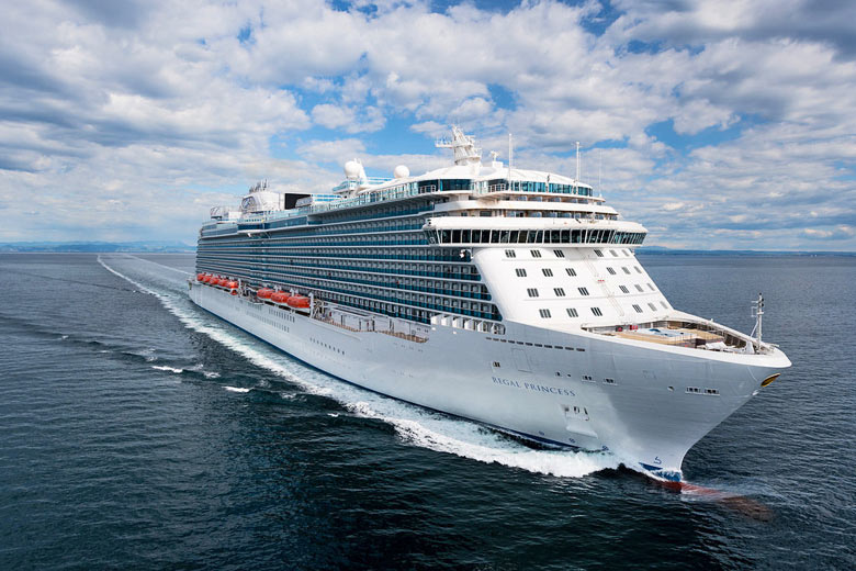 Regal Princess cruise ship underway