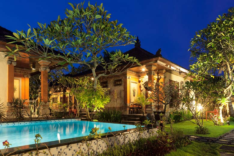 Luxury accomodation on your cheap holiday to Bali © arsdigital - Fotolia.com Luxury accomodation on your cheap holiday to Bali © arsdigital - Fotolia.com