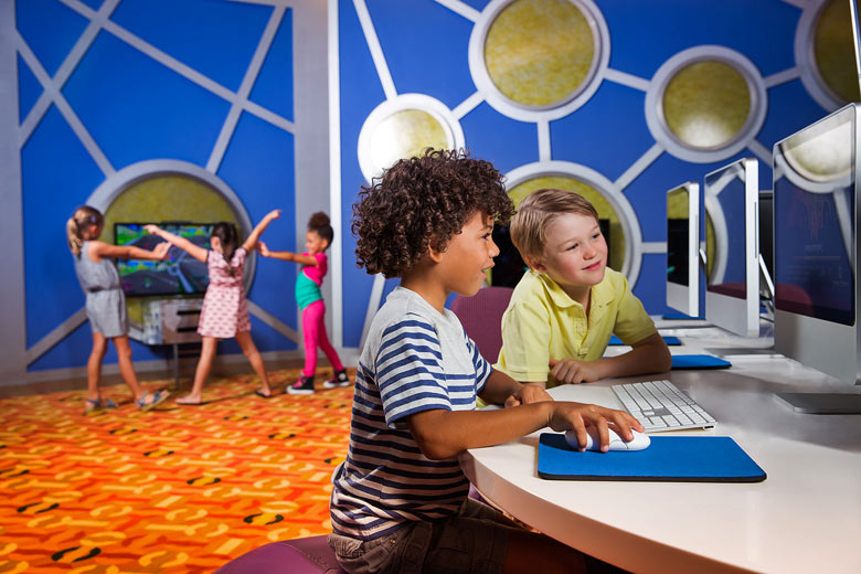 Kids clubs and activities for teenagers Kids clubs and activities for teenagers
