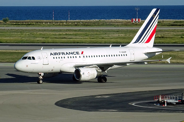 Air France A320 at Nice Airport