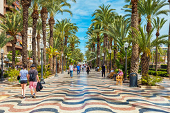 Alicante: gateway to the Costa Blanca