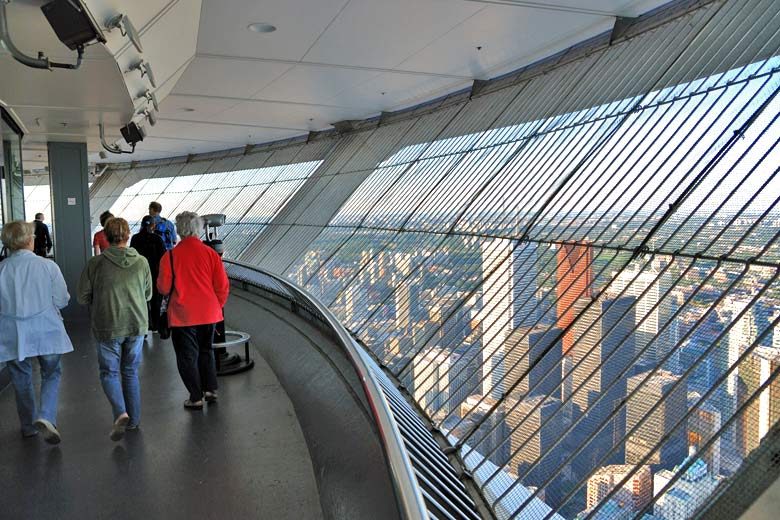 Ascending the CN Tower, Toronto, Ontario, Canada © <a href='https://commons.wikimedia.org/wiki/File:Toronto_-_ON_-_CN_Tower_-_Mainpod_Freiluftplattform.jpg' target='new window o100399' rel='nofollow'>Taxiarchos228</a> - Wikimedia <a href='https://creativecommons.org/licenses/by-sa/3.0/deed.en' target='new window l100399' rel='nofollow'>CC BY-SA 3.0</a> Ascending the CN Tower, Toronto, Ontario, Canada © <a href='https://commons.wikimedia.org/wiki/File:Toronto_-_ON_-_CN_Tower_-_Mainpod_Freiluftplattform.jpg' target='new window o100399' rel='nofollow'>Taxiarchos228</a> - Wikimedia <a href='https://creativecommons.org/licenses/by-sa/3.0/deed.en' target='new window l100399' rel='nofollow'>CC BY-SA 3.0</a>