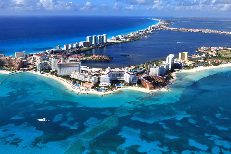 The azure waters surrounding Cancun, Mexico © Arthur - Fotolia.com The azure waters surrounding Cancun, Mexico © Arthur - Fotolia.com