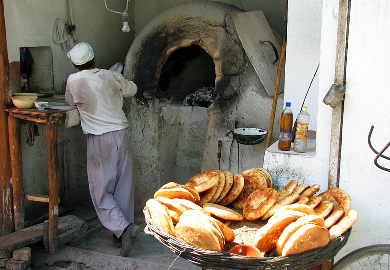 Baking 'non' (bread) in Samarkand, Uzbekistan