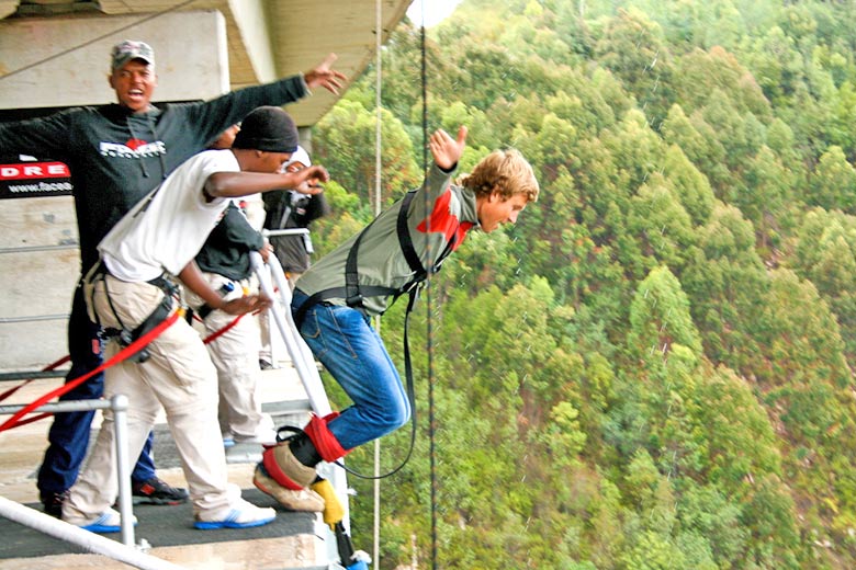 Things to do on the Garden Route - bungy jumping Things to do on the Garden Route - bungy jumping