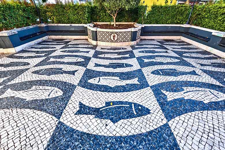 Artistic calçadas on the streets of Faro Artistic calçadas on the streets of Faro