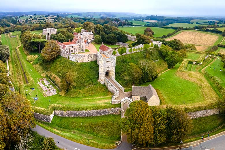 Carisbrooke Castle, Isle of Wight © Alexey Fedorenko - Adobe Stock Image