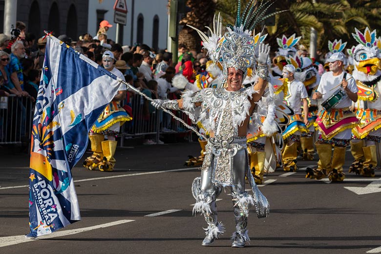 Come for Carnival! Come for Carnival!