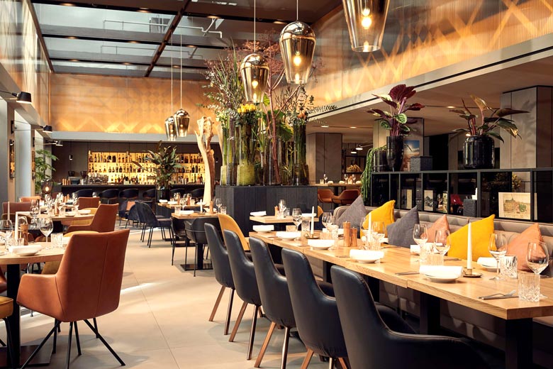 Carstens Brasserie, Park Plaza Victoria, Amsterdam Carstens Brasserie, Park Plaza Victoria, Amsterdam