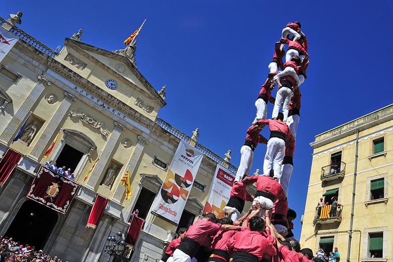 A human tower outside Tarragona's city hall A human tower outside Tarragona's city hall