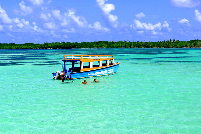 The clear, shallow waters of Nylon Pools The clear, shallow waters of Nylon Pools