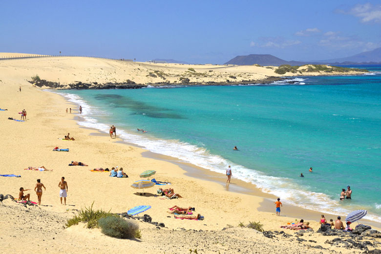 Holidays to Fuerteventura - Corralejo beach © philipus - Fotolia.com