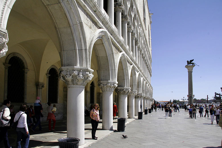 Doge's Palace, St Mark's Square, Venice Doge's Palace, St Mark's Square, Venice