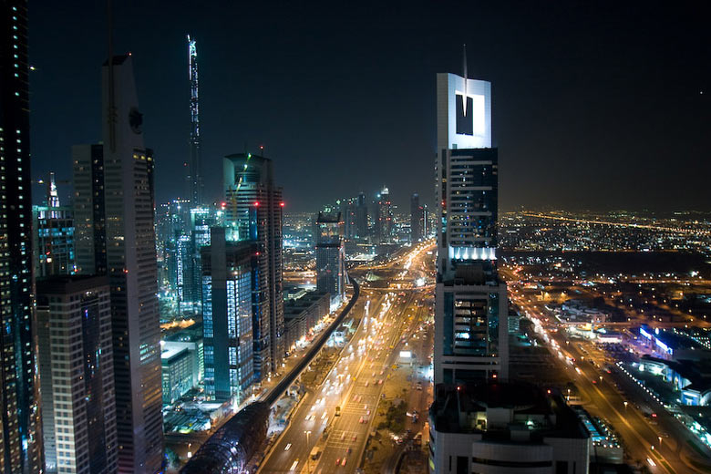 Dizzy heights of Dubai © Frédéric Poirot - Flickr Creative Commons Dizzy heights of Dubai © Frédéric Poirot - Flickr Creative Commons