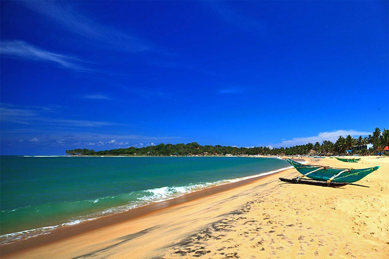 Easy day trips from Hikkaduwa Beach, Sri Lanka © Amila Tennakoon - Flickr Creative Commons