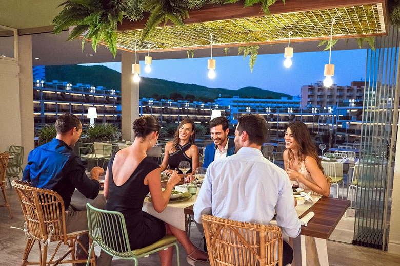El Olivo Restaurant, Zafiro Palace Palmanova Hotel El Olivo Restaurant, Zafiro Palace Palmanova Hotel