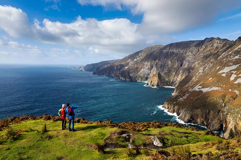 Exploring Ireland's Wild Atlantic Way © Paul Lindsay - courtesy of Tourism Ireland