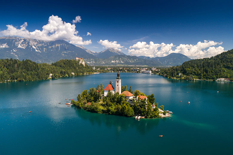 Fairytale at Lake Bled, Slovenia © Csák István - Fotolia.com