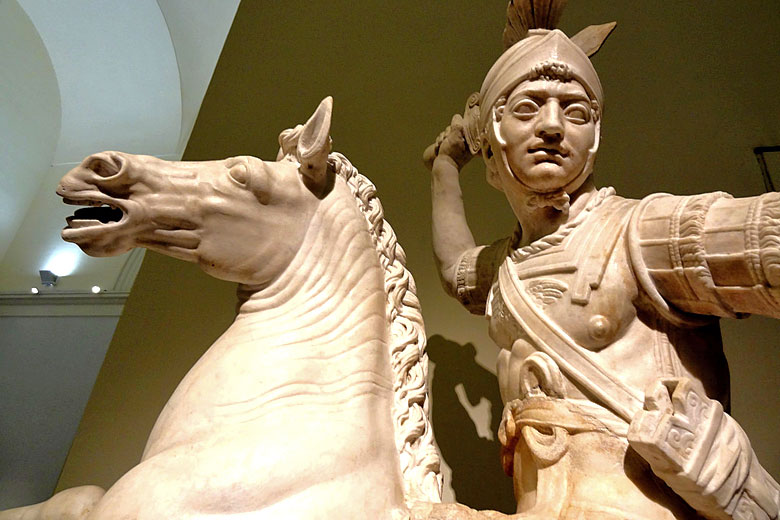 Farnese warrior, National Archaeological Museum © Serge Laroche - Flickr Creative Commons Farnese warrior, National Archaeological Museum © Serge Laroche - Flickr Creative Commons