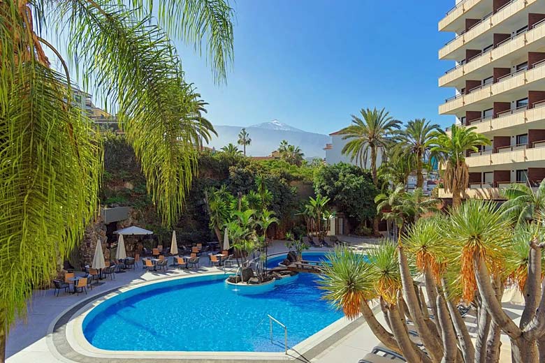FERGUS Puerto de la Cruz, Tenerife, Canaries FERGUS Puerto de la Cruz, Tenerife, Canaries