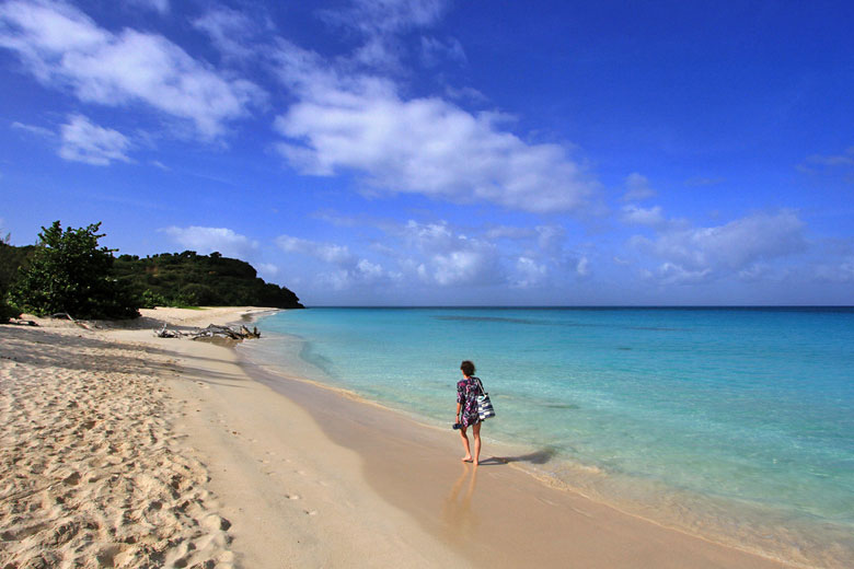 Ffryes Beach, Antigua © zapmole756 - Flickr Creative Commons