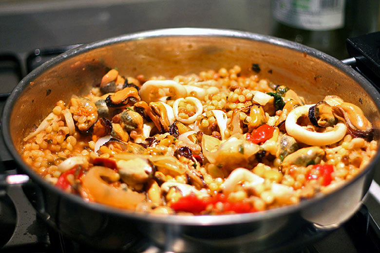 Fregula with mussels & calamari © Rowena - Flickr Creative Commons