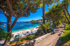 7 of the best places to stay along the French Riviera