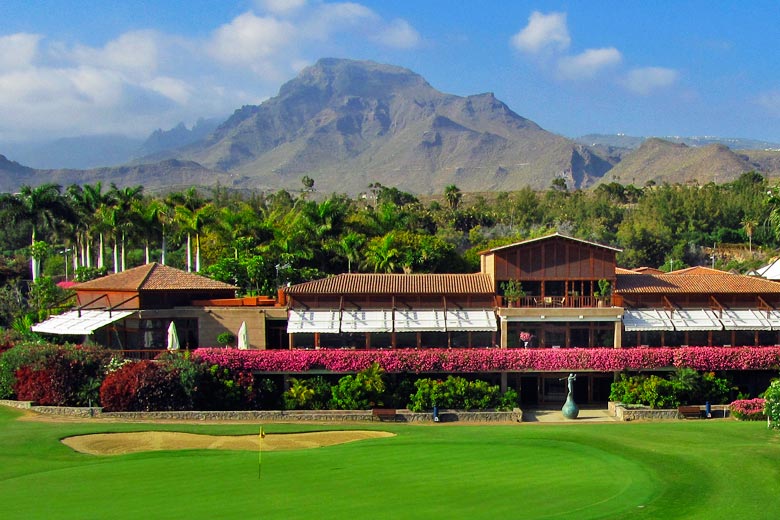 Las Américas Clubhouse