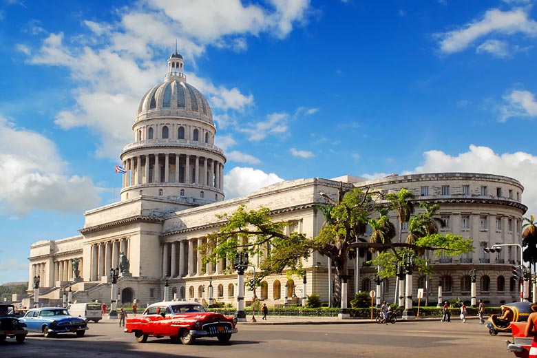 Capitolio building in Havana, Cuba © dzain