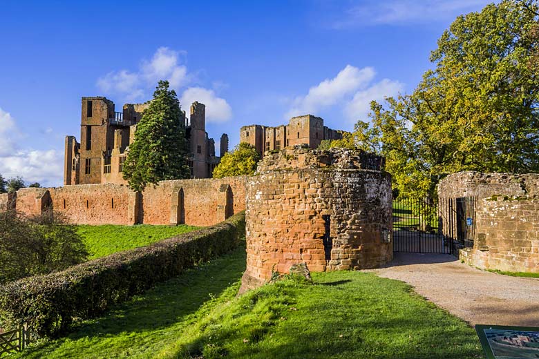 Kenilworth Castle, Warwickshire © David Hughes - Adobe Stock Image