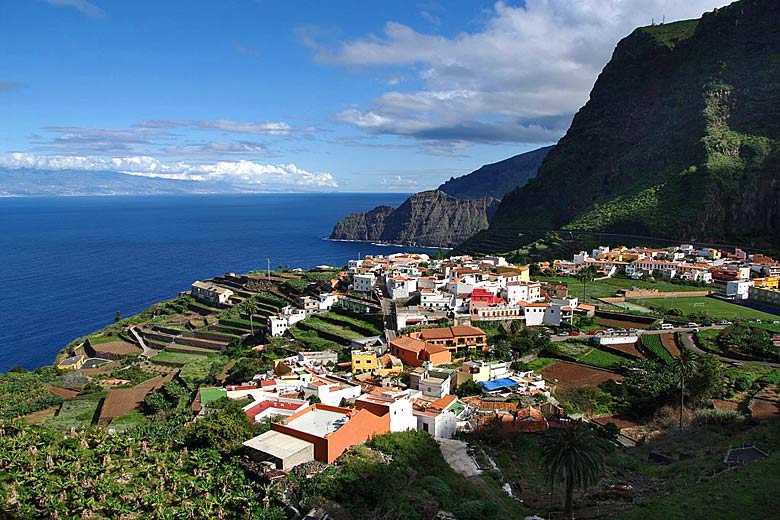 Top reasons La Gomera makes a wonderful day trip destination © Ar Herrmann - Wikimedia Commons