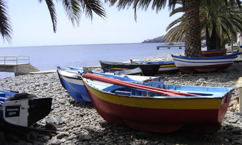 Madeira Beaches: Where to find the Pebble and Sandy Beaches