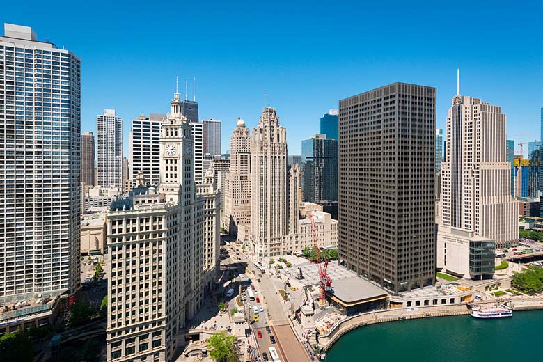 Start of the Magnificent Mile at DuSable Bridge, Chicago Start of the Magnificent Mile at DuSable Bridge, Chicago