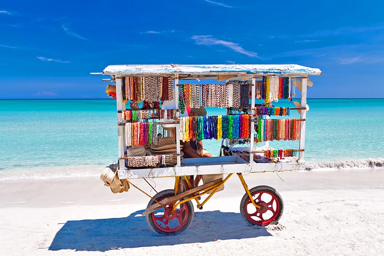 Man selling coral necklaces on Varadero Beach, Cuba © kmiragaya - Fotolia.com Man selling coral necklaces on Varadero Beach, Cuba © kmiragaya - Fotolia.com