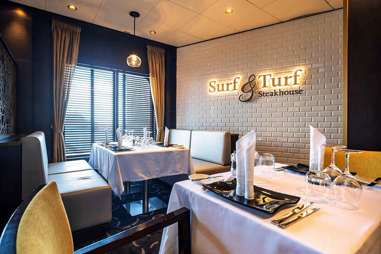The premium Surf & Turf Steakhouse, enjoyable for an extra fee The premium Surf & Turf Steakhouse, enjoyable for an extra fee
