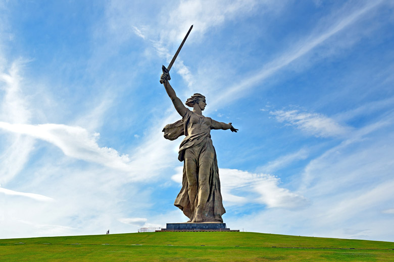 The enormous 'The Motherland Calls' monument, Volgograd, Russia © ElenaMirage - Fotolia.com