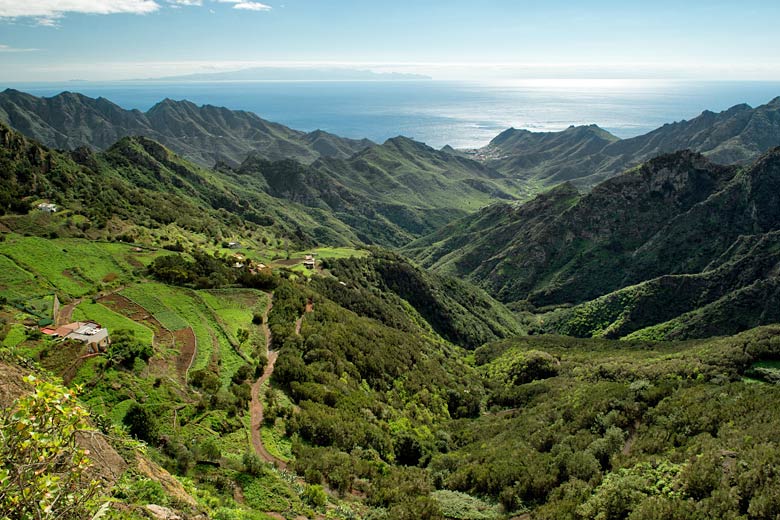 Mountains around Cruz del Carmen, Tenerife Mountains around Cruz del Carmen, Tenerife