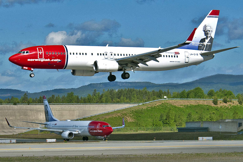 Norwegian air uk baggage fees 2025