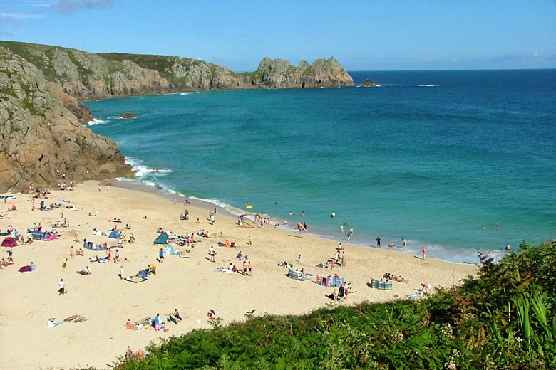 Caribbean-like Porthcurno Beach © Puffin11k - Flickr Creative Commons