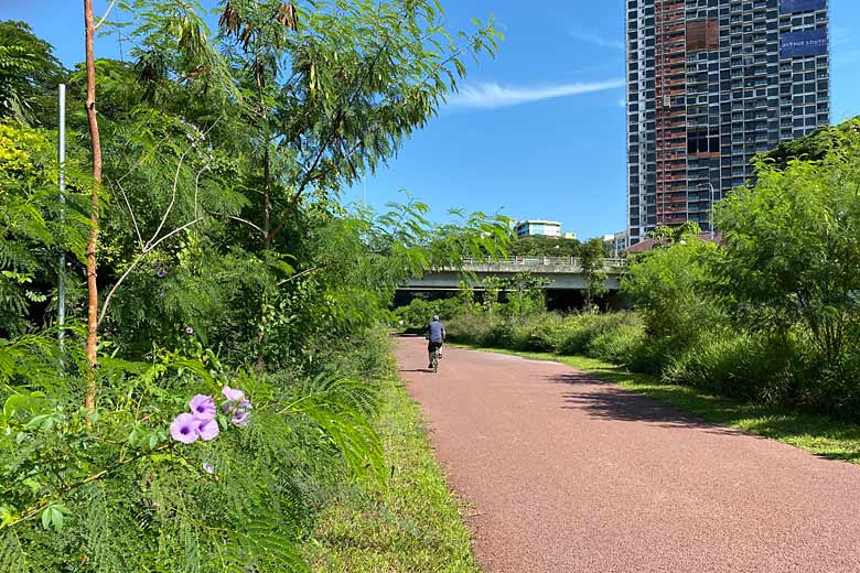 On the Rail Corridor bike route On the Rail Corridor bike route
