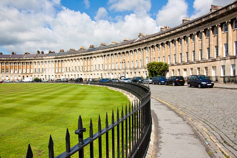 The Georgian-era Royal Crescent, Bath The Georgian-era Royal Crescent, Bath