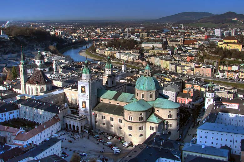 View over Salzburg Cathedral, Austria © Edobric - Shutterstock.com