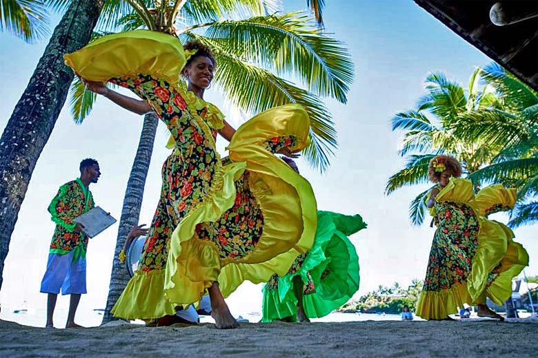 Catch a séga dance performance Catch a séga dance performance