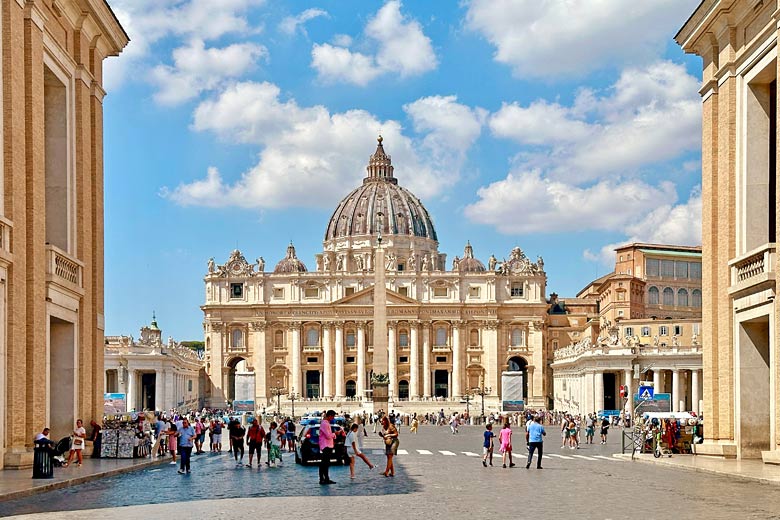 St Peter&rsquo;s Square in Rome